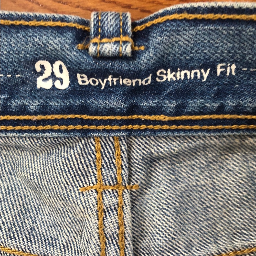 Levi’s Ripped Dad Jeans - Picture 6 of 8